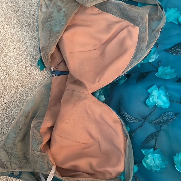 Marchesa Notte hi low 3D floral tiered dress - Picture 9 of 9